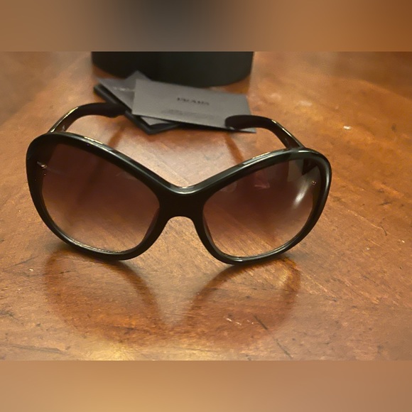 PRADA black oversized Sunglasses Vintage Circa 2000’s, case, cloth and authentic - Picture 3 of 10